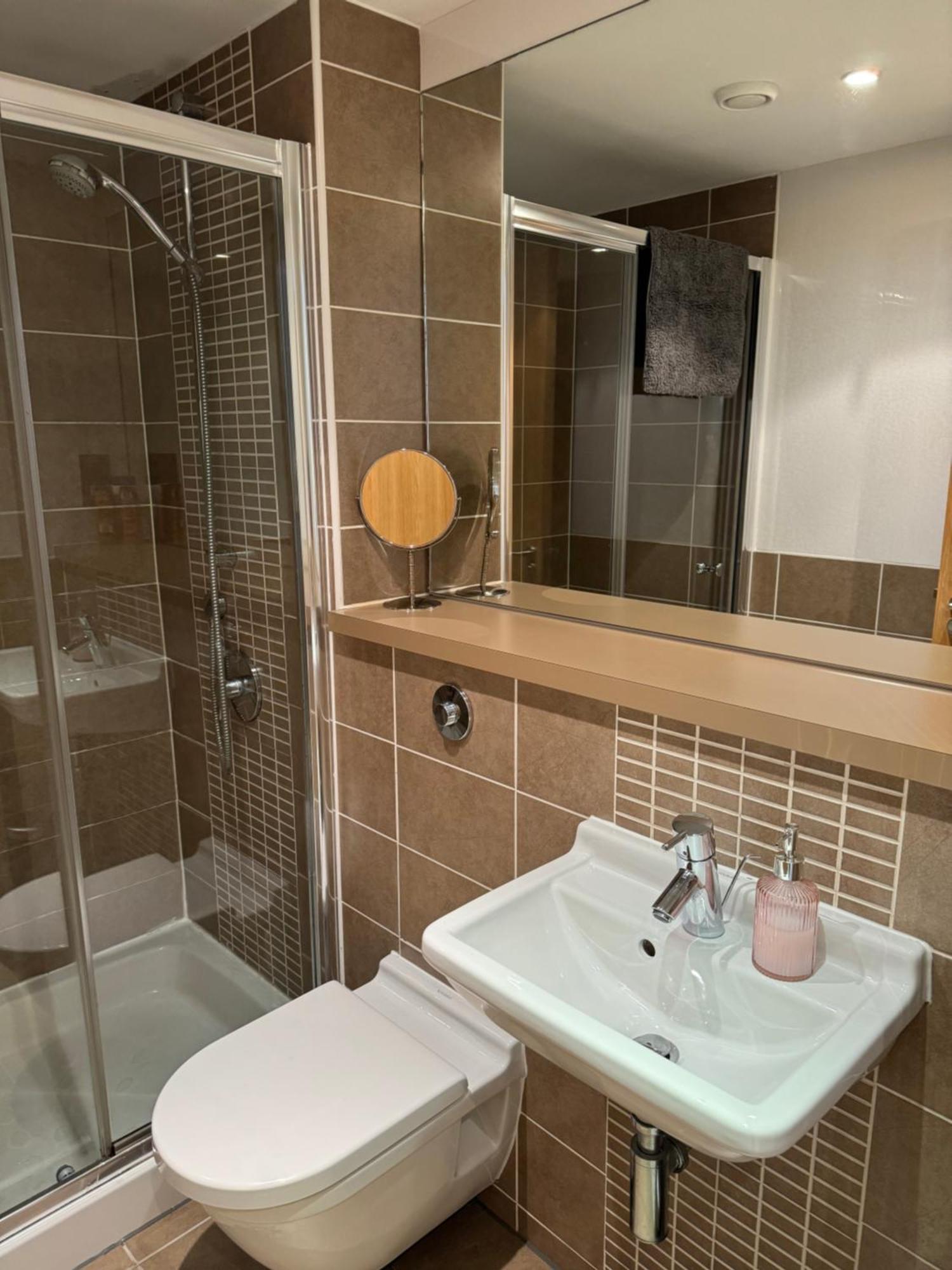 Merchant City Luxury 2 Bedroom Apartment With Secure Parking Available On Request 格拉斯哥 外观 照片